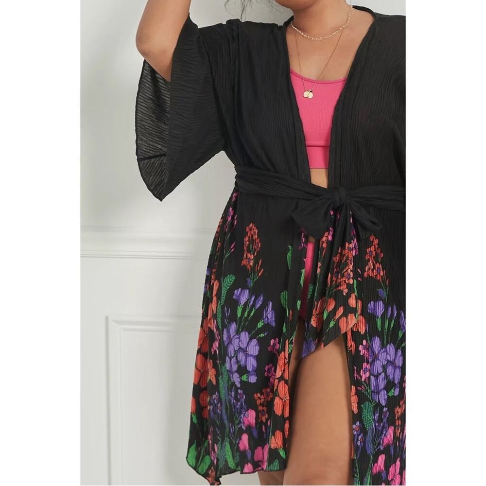 Anthropologie Gabrielle Floral Plisse Robe Size M/L Petite
